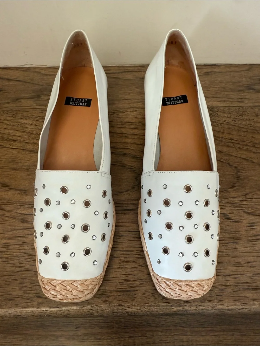 Stuart Weitzman Vintage White Studded Leather Slip On Espadrilles 6.5 M